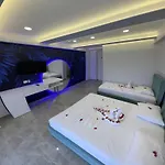 Hotel Mucobega 2 4*