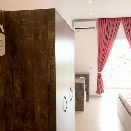 Mucobega 2 4* Saranda