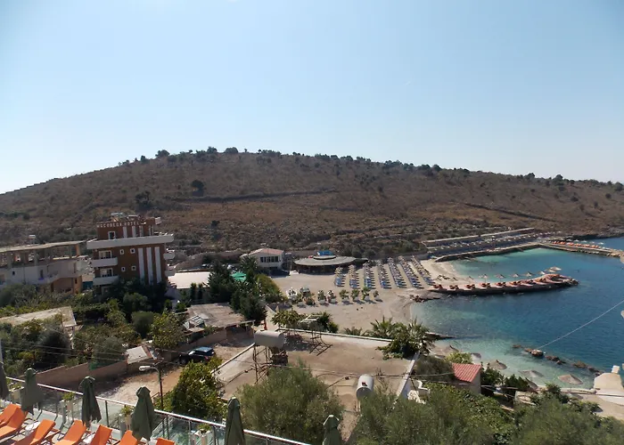 Mucobega 2 酒店 4*